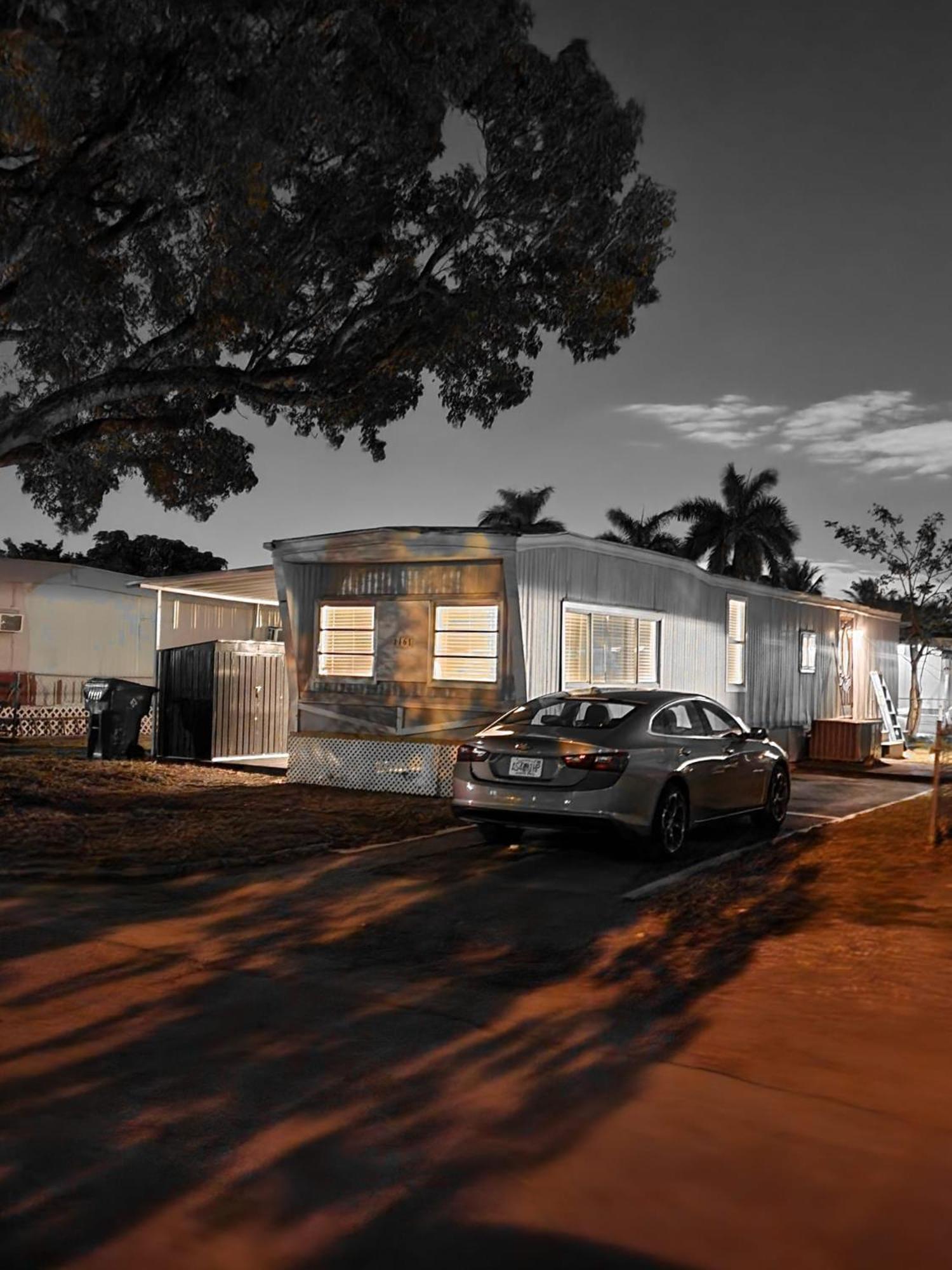 1161 Studio 1 Miami Tamiami Exterior photo